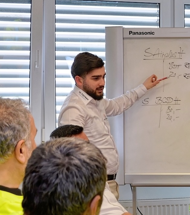 DSC 8733 This DxO DxO